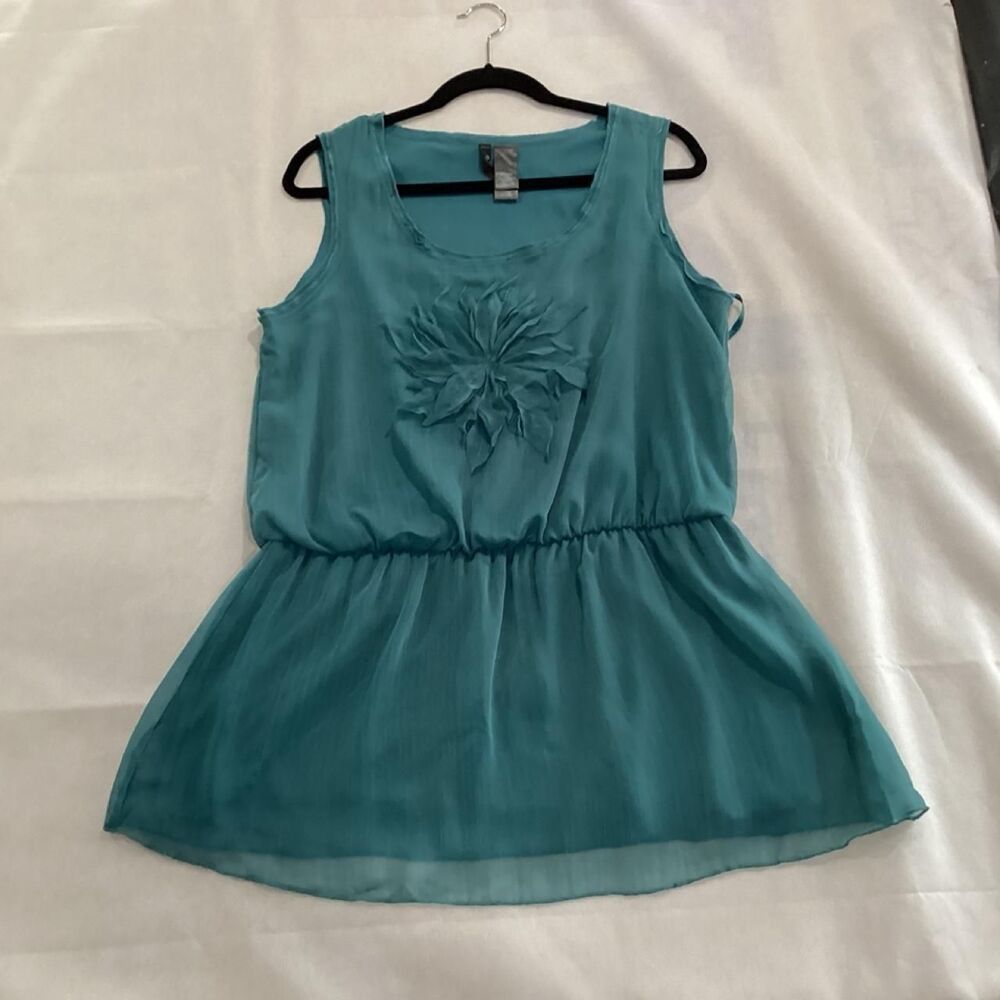 Bisous Women's Blue and Green Blouse size Xl 8/22